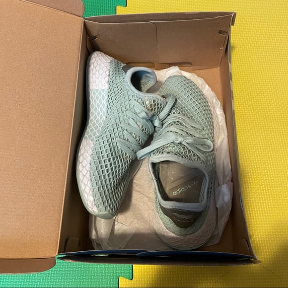 Adidas Deerupt W running shoes - Picture 4 of 6